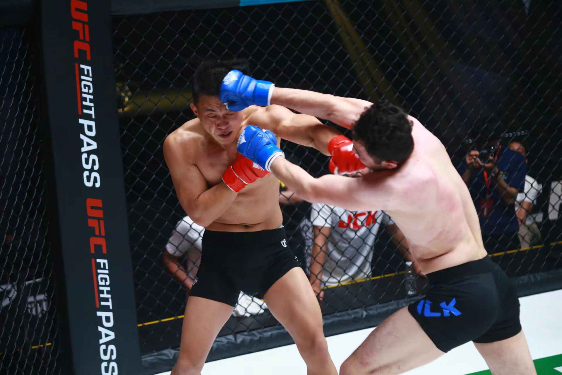 关键时刻中超焦点战，里尔绝杀压哨，管理层满意，身体对抗强度拉满(急救的原则是哪三原则)-米兰棋牌平台