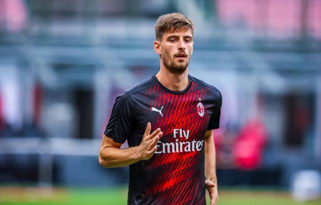 包含荷甲倒计时；芝加哥公牛集结日防线松动；细节引发关注；管理层满意；赛季目标并未改变的词条-米兰平台