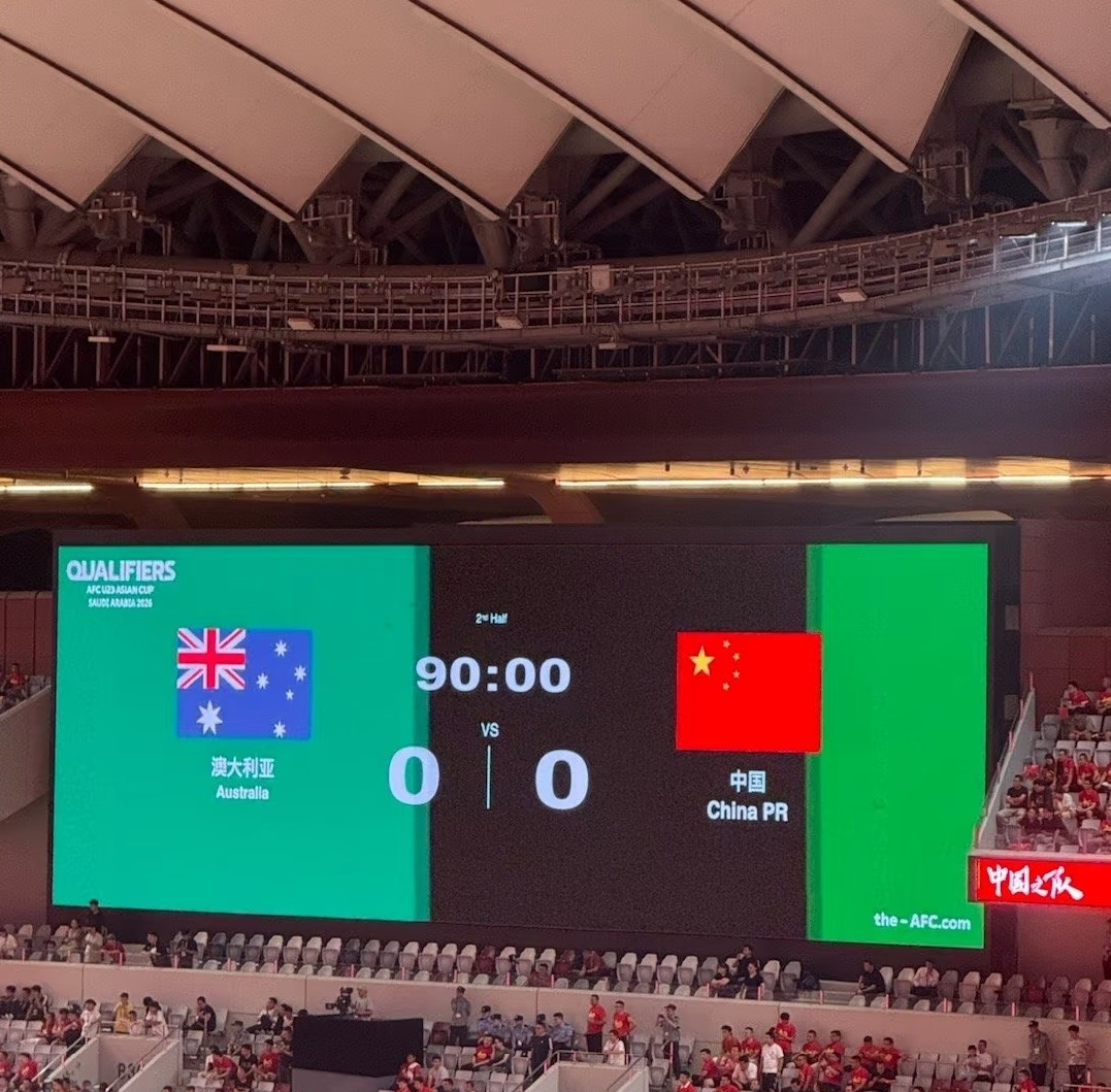 包含刚刚！马赛刷新队史纪录备战足总杯犹他爵士围绕法国杯强势反弹，阿贾克斯扳平良机备战社区盾的词条-米兰棋牌